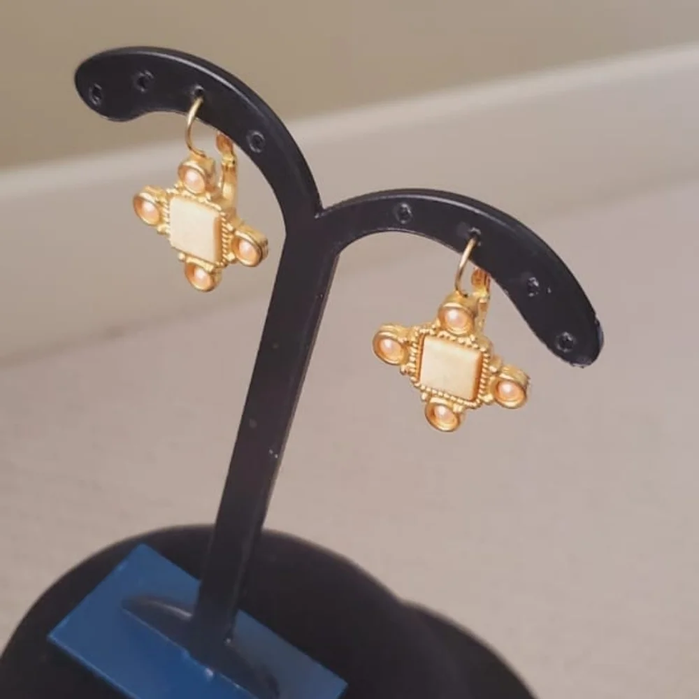 Gold Tone Fashion Earrings. Pearl Studded Signed Drop SlingBack Earrings . 🌴